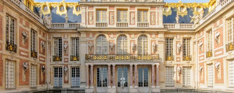 凡尔赛宫建于哪个时期